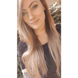 Meet your Posher, Lauren